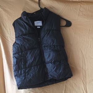 Old Navy Charcoal Puffer Vest